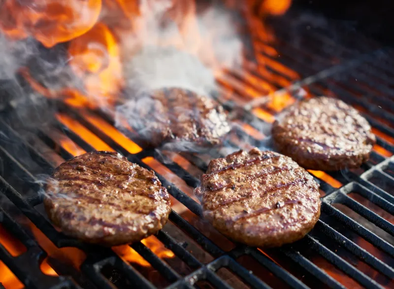 frozen burger brands, antibiotic free burgers, best frozen burgers, grass fed burger patties, healthy frozen burgers, burger brands shoppers recommend